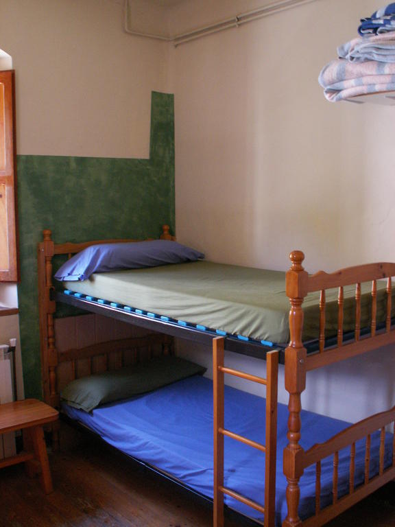 Albergue Pepito Grillo Canfranc Rum bild