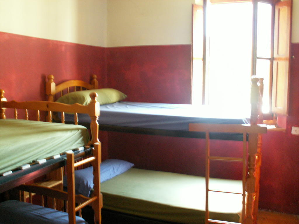 Albergue Pepito Grillo Canfranc Rum bild