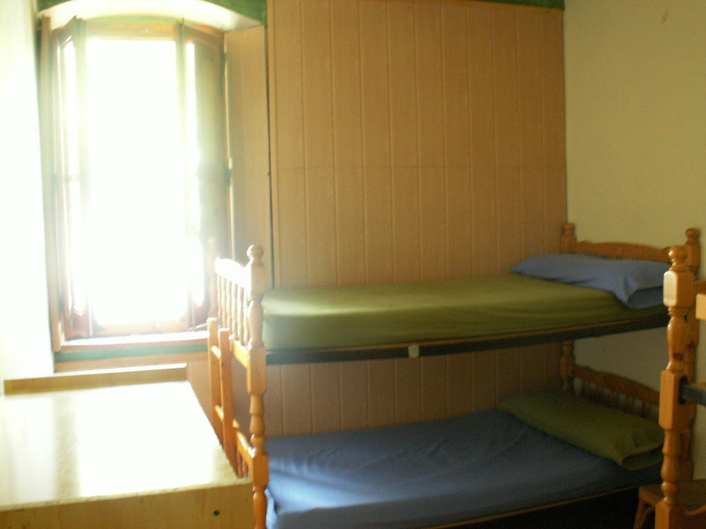 Albergue Pepito Grillo Canfranc Rum bild